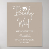 ミニマリストの赤ちゃんモダンシャワーを待つ ポスター (正面)