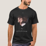 ミニマリストの黒は恋人の写真が好き Tシャツ<br><div class="desc">黒とエレガント白のミニマリストタイプライター黒のハート大きくて清潔な宇宙、タイプライターのフォント、名前付きのイベント、記念酒のお祝い(結婚婚約、、クリスマス、新年、特別)などを取り上げた彼女のフォトシャツが大好き。 このシャツは、恋人、シンプル彼女、新婚夫婦、カップル、そして家族に贈られる、と美しい愛の贈り物です。</div>