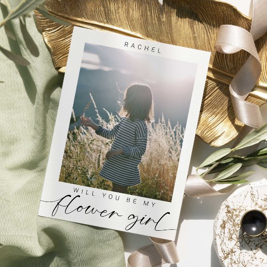 ミニマリストは私の花の女の子になるフォトシック 招待状