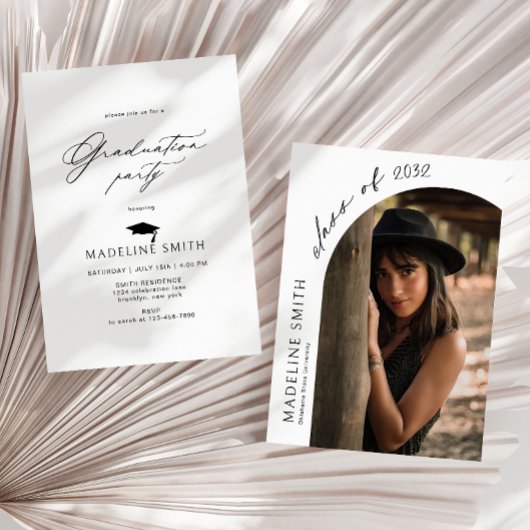 ミニマリストアーチフォトハットタッセル卒業 招待状