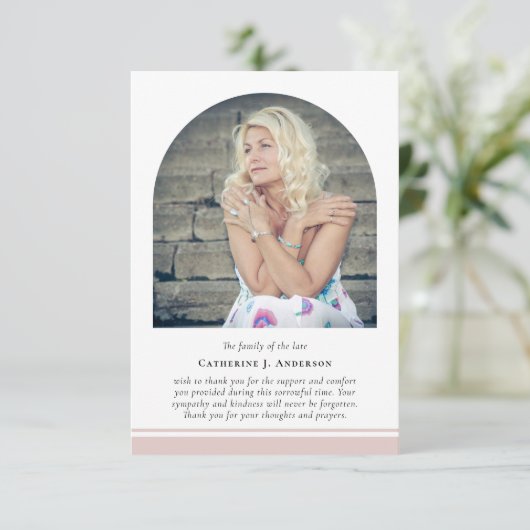 ミニマリストアーチメモリアル悔やみや弔慰葬儀 サンキューカード (スタンド正面)