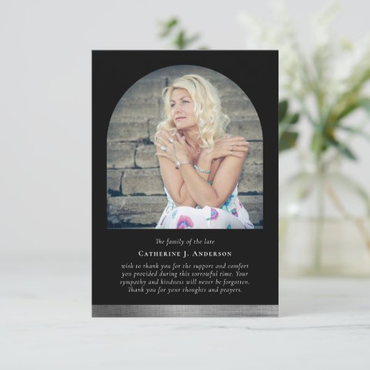 ミニマリストアーチメモリアル悔やみや弔慰葬儀 サンキューカード (スタンド正面)