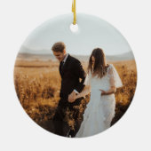 ミニマリストカップルモノグラムフォトベージュ色ホリデイ セラミックオーナメント (裏面)