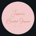 ミニマリストカリグラフィーかわいいピンクのブライダルシャワー ラウンドシール<br><div class="desc">ミニマリストカリグラフィーかわいいピンクのブライダルシャワー クラシック丸型ステッカー</div>