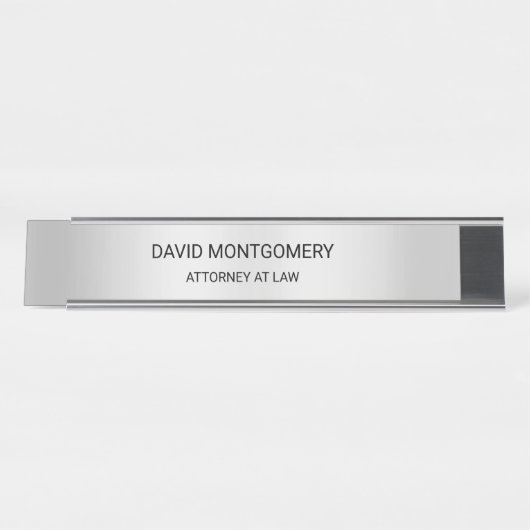 ミニマリストシルバーと黒人タイポグラフィ弁護士 デスクネームプレート (正面)