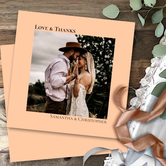 ミニマリストシンプルコーラル結婚ピーチの写真の愛 サンキューカード