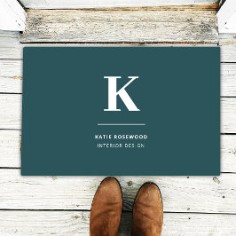 ミニマリストスモークグリーンモダンラージイニシャル ドアマット