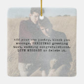 ミニマリストタイプライター降雪フォト文字騒音 セラミックオーナメント (裏面)