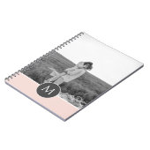 ミニマリストパステルピンクパーソナライズされたの名前と写真 ノートブック (左側)