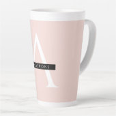 ミニマリストパステルピンクパーソナライズされた名 カフェラテマグ (右アングル)