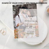 ミニマリストブラック文字結婚オーバーレイ ベラム紙招待状