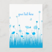 ミニマリストブルーとホワイトポピーの牧草地スクリプト ポストカード (正面)