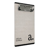 ミニマリストベージュフェイクリネンルックモノグラム名 ミニクリップボード (アングル)