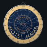 ミニマリストホテルネームロゴネイビー金ゴールド ダーツボード<br><div class="desc">ミニマリストホテル名ロゴネイビーブルー金ゴールド。サンプルイメージを自分のイメージに置き換えて、ロゴやホテルやビジネス名でパーソナライズし、文字をパーソナライズする。また、フォントスタイルの色やサイズ、背景色を変更するもしこともできます。</div>