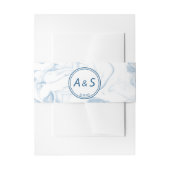 ミニマリストミスティブルーホワイトイニシャルデ結婚ートズ 招待状ベリーバンド (正面例)