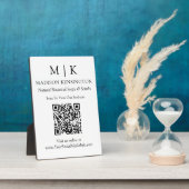 ミニマリストモノグラムまたはロゴビジネスQRコードの追加 フォトプラーク (側面)