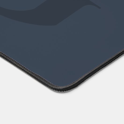 ミニマリストモノグラムダークブルーエレガントプロフェッショナル デスクマット (コーナー)