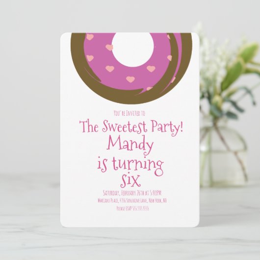 ミニマリストヴァレンティヌデイチョコレートドーナツ誕生日 招待状 (スタンド正面)