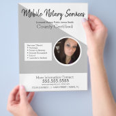 ミニマリスト公証人モバイルサービスフォトフライヤー チラシ (手)