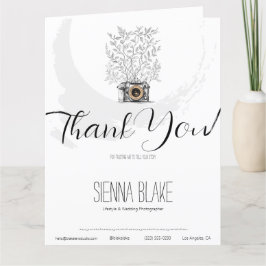 ミニマリスト写真家　植物　カメラ　モノクロ サンキューカード