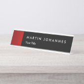 ミニマリスト名タイトル黒赤プロフェッショナル デスクネームプレート (正面)