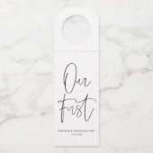 ミニマリスト手書きスクリプト 私たちのファースト ボトルネックタグ (正面)