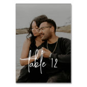 ミニマリスト手書き結婚スクリプトの写真 テーブルナンバー (正面)