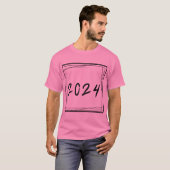 ミニマリスト新年 2024 Tシャツ (正面フル)
