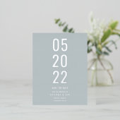 ミニマリスト日付を保存ダスティブルー 箔招待状ポストカード (立ち正面)
