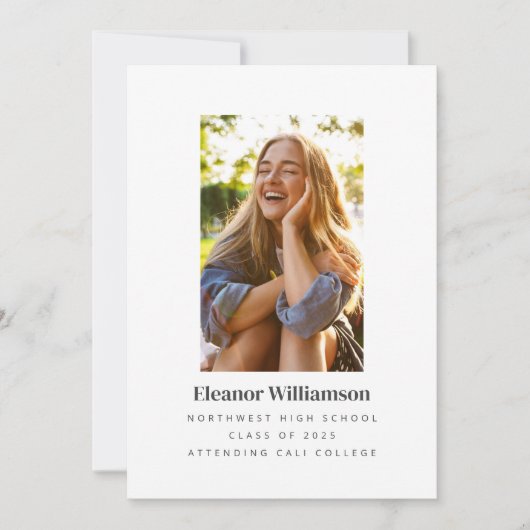 ミニマリスト白エレガント写真大学の卒業 案内状 (正面)
