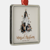 ミニマリスト私たちの最初の結婚したクリスマス3枚の写真 メタルオーナメント (右)