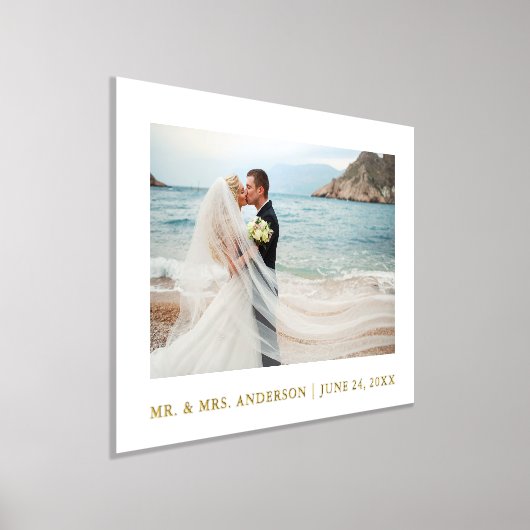 ミニマリスト結婚エレガンスの写真白と金ゴールド 箔ポスター (レイダウン)