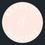 ミニマリスト結婚コーラルの名パーソナライズされた前Clasi ラウンドシール<br><div class="desc">これらのパーソナライズされたニュートラ感謝していルあなたの結婚式用シールは、任意のお祝いに美しく追加結婚されている。これらのカスタマイズ可能なシールは、あなたの結婚式の引き出物やギフトに個人touchを追加する感謝していために設計されている。様々な形状とサイズを持つ。これらのシールは、招待状、エンベロープ、テーブル座席表などのアイテムにラベルを付けて、の配色を組み合わせるのに使結婚用できる。彼らのエレガントデザインと完全なカスタマイズのオプションで、彼らはあなたのゲストと永続的な印象離れを受けている。自分の名前を追加して感じ、自分の配色に合わせて色を自由に変結婚更するだけ。</div>