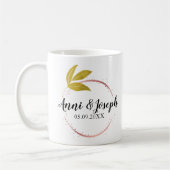 ミニマリスト追加カップル名日付バラピンク結婚ズ コーヒーマグカップ (左)