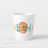 ミニマリスト「アロハ」サンセットとパームツリーホワイトマグカップ カフェラテマグ (正面)