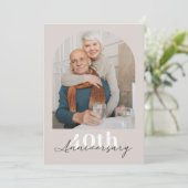 ミニマリスト アーチ ベージュ 40周年 結婚記念日 招待状 (スタンド正面)