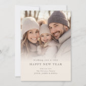 ミニマリスト フォトオーバーレイ クリーム ハッピーニューイヤー シーズンカード (正面)