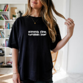 ミニマリスト マウンテンシャツ シンプルなライン デザイン Tシャツ