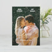 ミニマリスト ロマンティック 雨のウェディング フォト セーブザデート (スタンド正面)