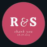 ミニマリスト ワーム マゼンタ ウェディングイニシャル モノグラム ラウンドシール<br><div class="desc">モダンなカリグラフィーを使用した、ミニマリスト ワーム マゼンタ イニシャル モノグラム ステッカー。 ウェディング用。 デザインは、モダンなスタイルのスクリプト テキスト レイアウトを採用しています。 詳細なカスタマイズを行うには、 「このテンプレートをパーソナライズ」 の下にある 「さらにカスタマイズする」を選択してください。</div>