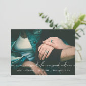 ミニマリスト 手書き フォト セーブ・ザ・デート カード (スタンド正面)