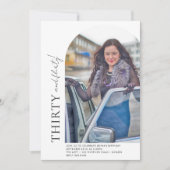 ミニマリストArch Off Center写真30th Birthday 招待状 (正面)