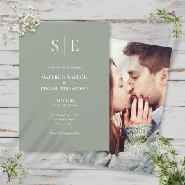 ミニマリストSage Green Monogram Photo 結婚's 招待状