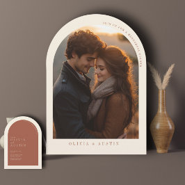 ミニマリストTerracottaアーチ写真リハーサルディナー 招待状