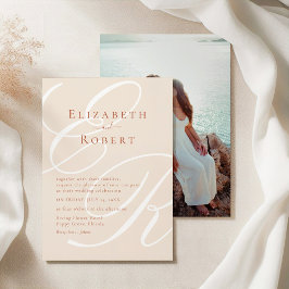 ミニマリストTerracottaモノグラム&フォト結婚ズ 招待状