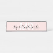 ミニマリスモダント赤面ピンク名モノグラム デスクネームプレート (正面)