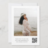 ミニマルかわいいスクリプトQRコードフォトベビーシャワー 招待状 (裏面)