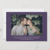 ミニマルでおしゃれ | 紫色の写真 ウェディング 招待状 (裏面)