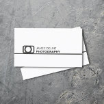 ミニマルで白い灰色ラインアイコン写真撮影 名刺<br><div class="desc">カメラアイコンおよび灰色ラインとの最小主義の灰色白の名刺のテンプレート。 シンプルで、エレガントなデザイン。 カメラマン、写真撮影サービスのために完成して下さい。</div>