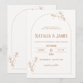 ミニマルなアーチの結婚式招待状(花のアクセント付き) 招待状 (正面/裏面)